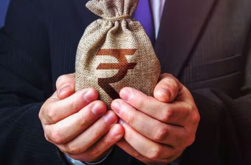 Personal Loan vs Credit Card Loan: Which One Will Save You the Most in 2025?