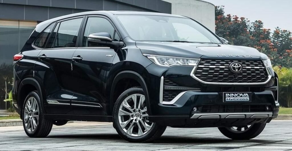 Toyota Innova Hycross 