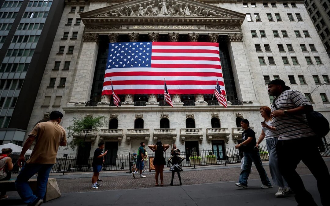 US Stocks Rise On Hopes For Russia Deal As Bonds Fall: Markets Wrap