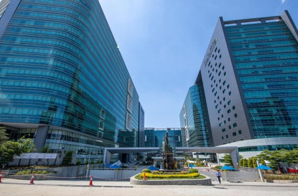 India’s Office Leasing Jumps 40% in H1 2025, Bengaluru Tops in Tech and Corporate Space Demand