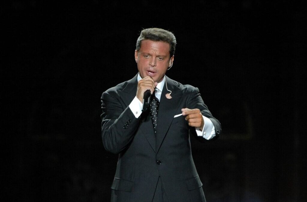 Philippine Lawmaker Proposes Bitcoin Reserve to Tackle National Debt