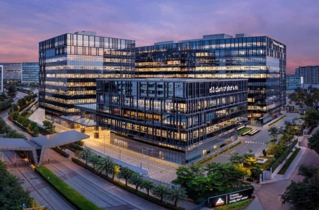 Four Listed Indian REITs Distribute ₹1,559 Cr to Unitholders in Q1 FY26