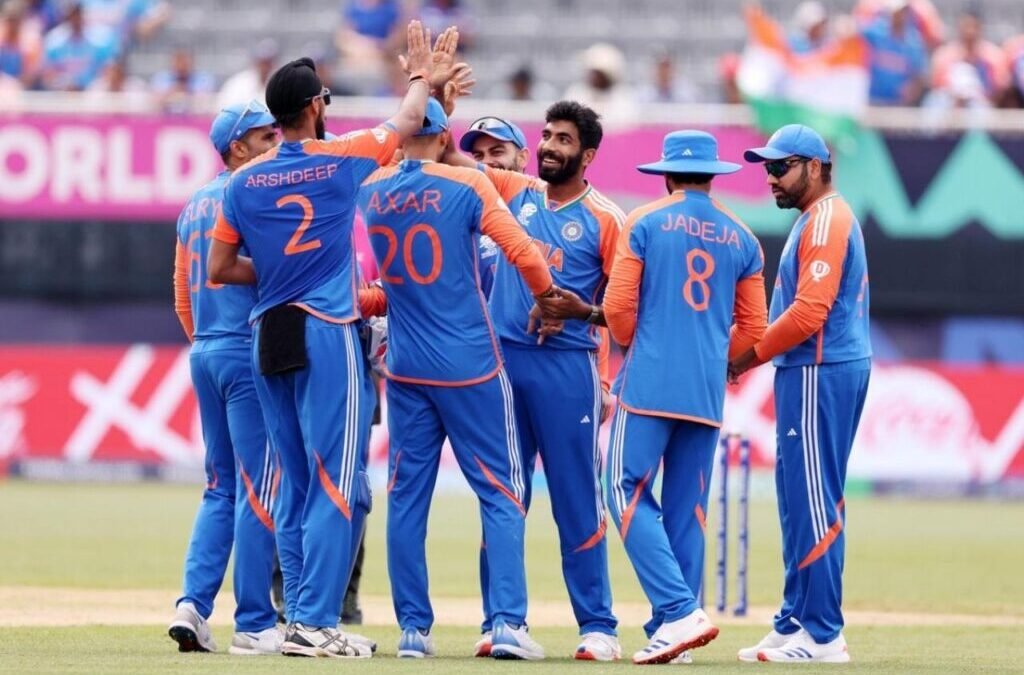 Top 5 Best Bowling Figures by an Indian Bowler in India vs Pakistan T20Is
