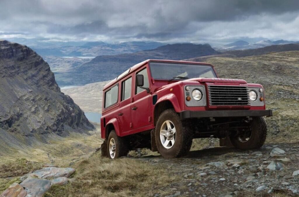 Top 7 Cars for Hill Driving in India – Best SUVs and Off-Roaders for Mountain Roads in 2025