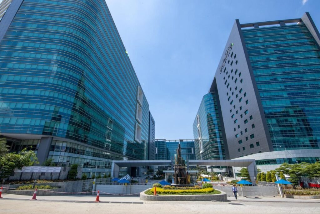 India’s Office Leasing Jumps 40% in H1 2025, Bengaluru Tops in Tech and Corporate Space Demand