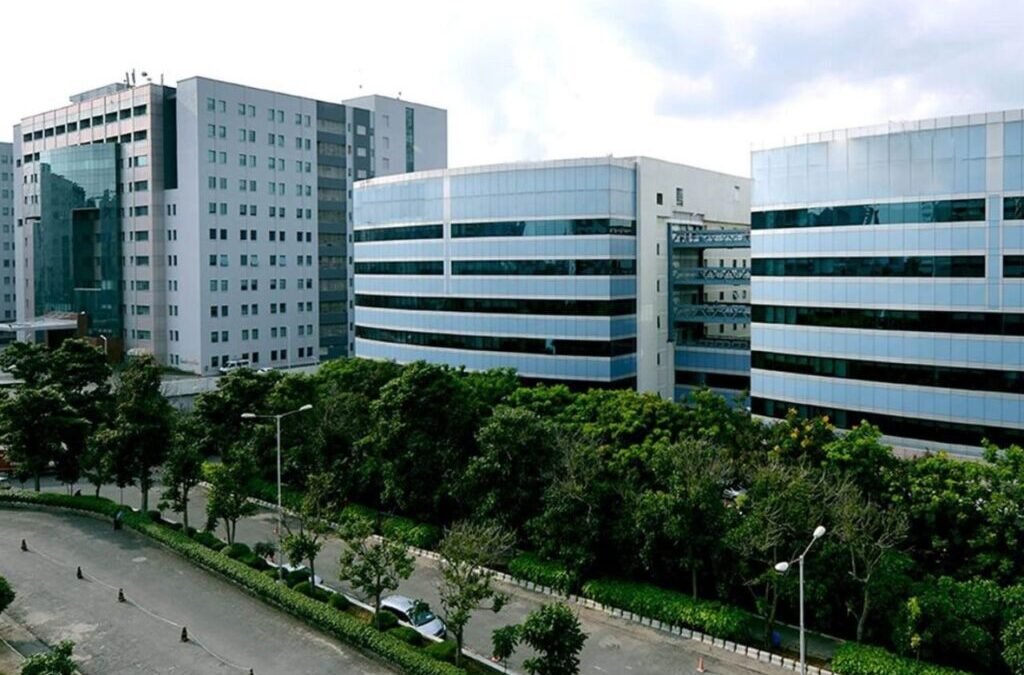 Why Startups Are Choosing Hyderabad Over Bengaluru – Here’s What’s Happening