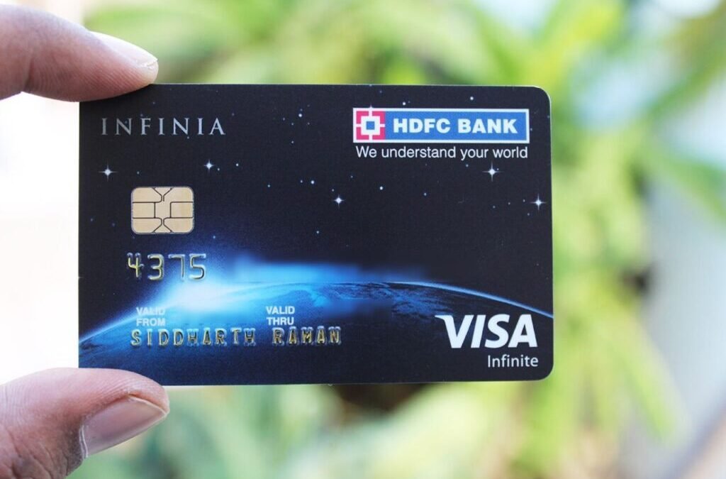 7 Best Credit Cards to Use on Amazon Great Indian Festival 2025 – HDFC Infinia Tops the List