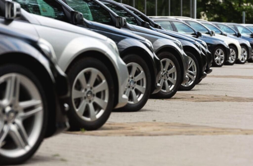 Auto stock with capex of ₹45,000 Cr and revenue growth guidance of ₹1 lakh Cr by FY30