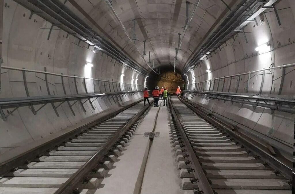 HCC in JV with VCCL wins ₹901 Cr railways tunnel project; Shares jump 3.4%