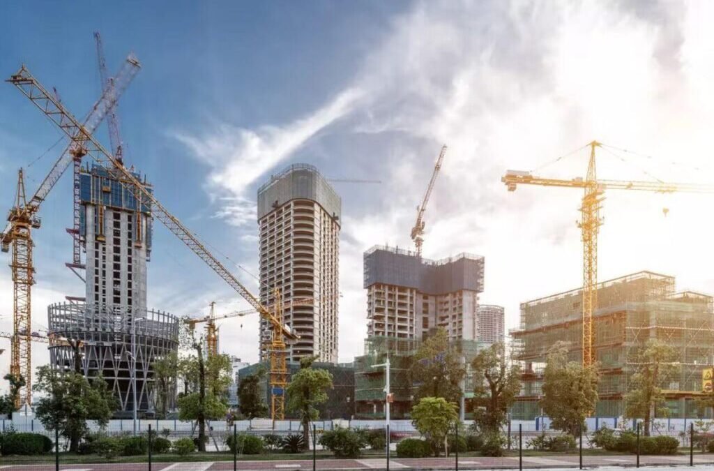 L&T Shares in Focus After It Secures Orders Worth Up to ₹10,000 Cr from SAIL and Other Clients