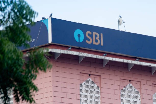 SBI Shares Jump 7% After Reporting 24% YoY Net Profit Growth; Check Target by Nomura