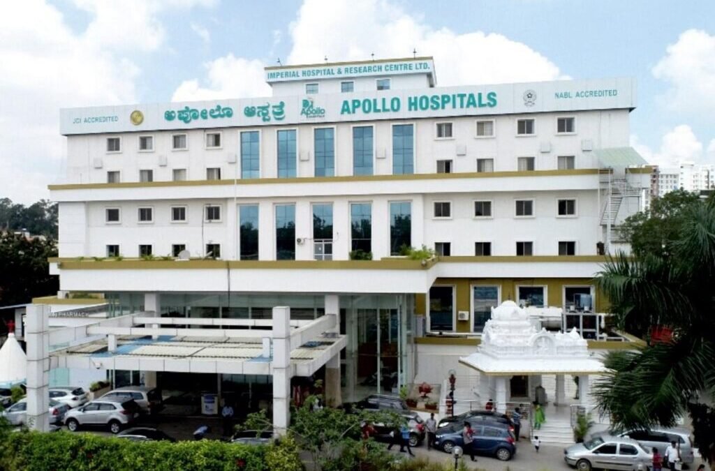 Can Apollo Hospitals’ Strong Growth and Expansion Plans Drive a 28% Upside?