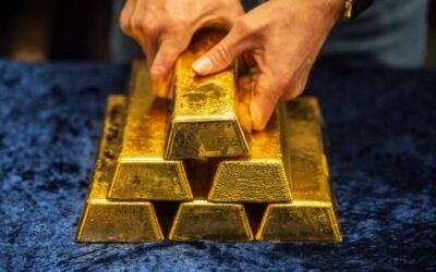 Dollar Swings and Iran Uncertainty Keeps Gold Near ₹1.51 Lakh & Silver Dips as Volatility Spikes 