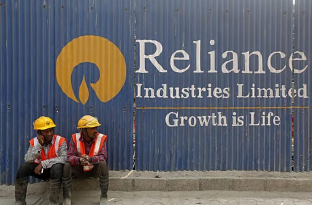 RIIL Slips 1% Post-Q4 Results; ₹3.50 Dividend Overshadowed by Revenue Dip